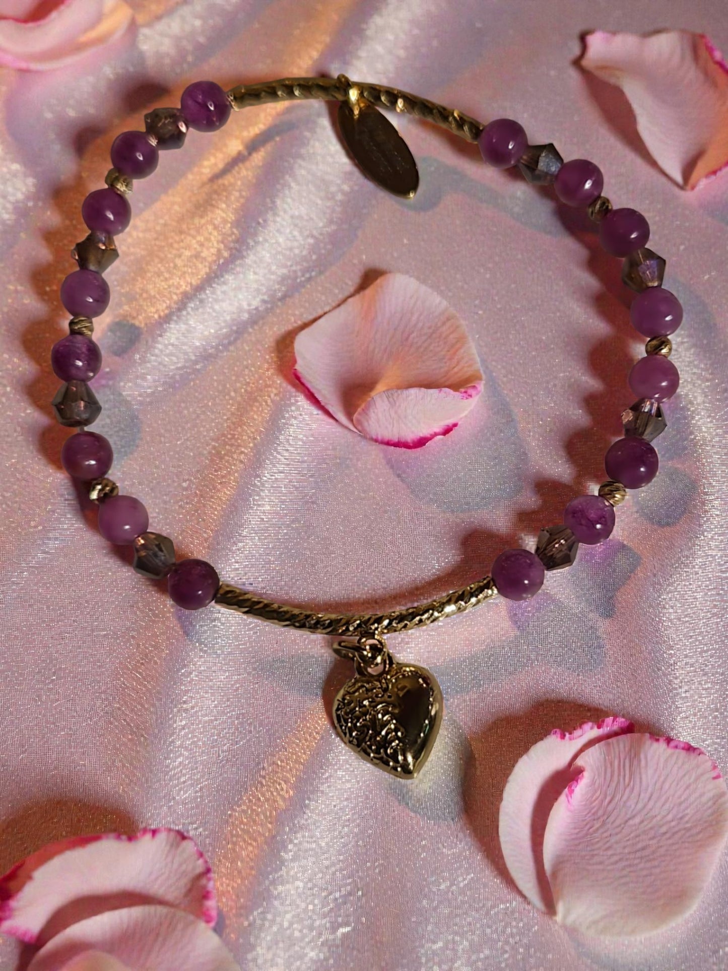 Tender Heart (pink tourmaline jade) met hart