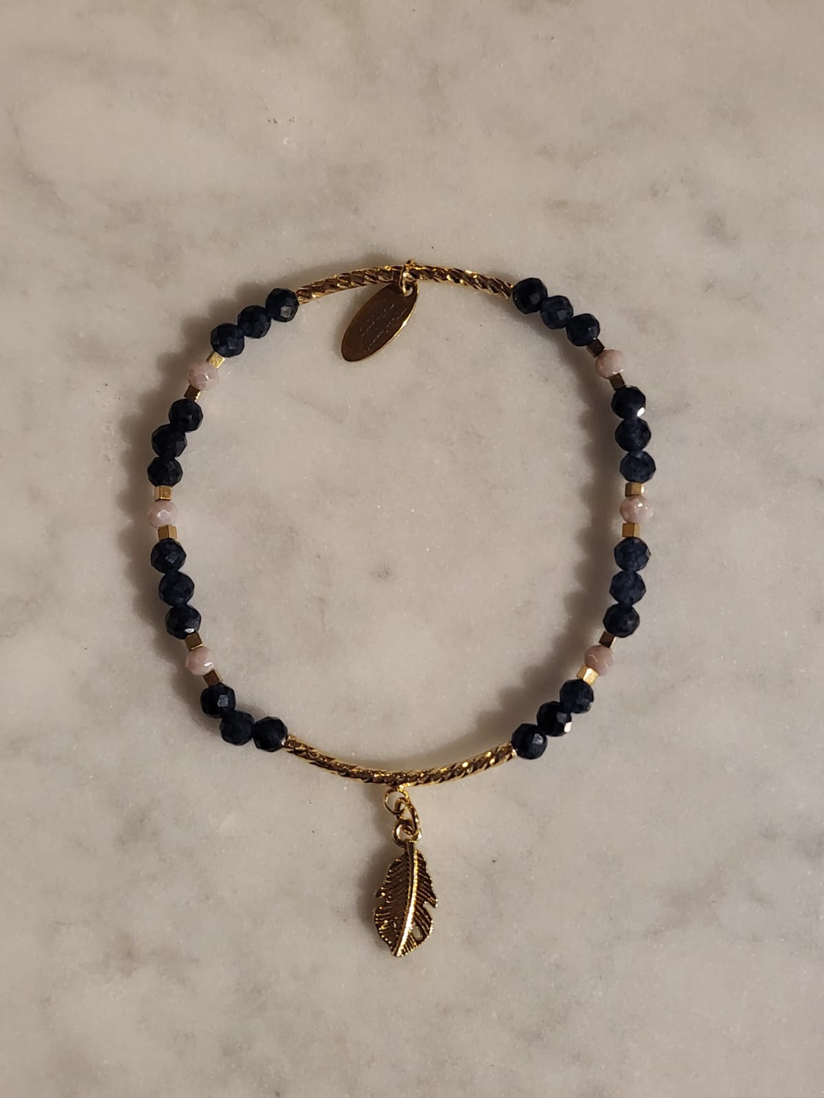 Moon sapphire (Blue sapphire)